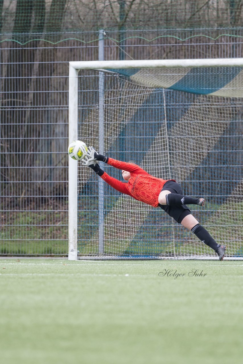 Bild 392 - F SSC Hagen Ahrensburg - SV Frisia Risum-Lindholm : Ergebnis: 1:2